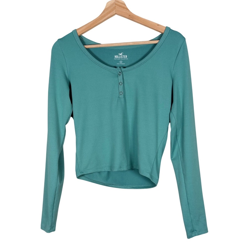 Hollister Must-Have Collection Teal Green Henley‎ Long Sleeve Crop Top Womens M